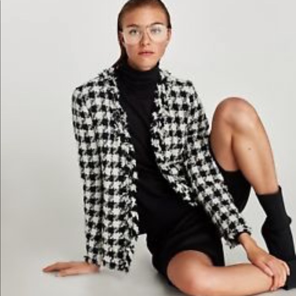 Zara Frayed Checked Blazer - Picture 2 of 8